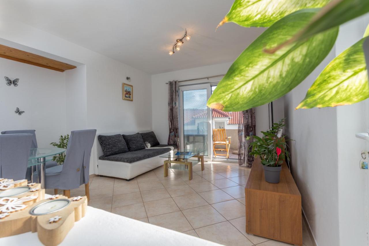 Apartman Lucy Хвар Экстерьер фото