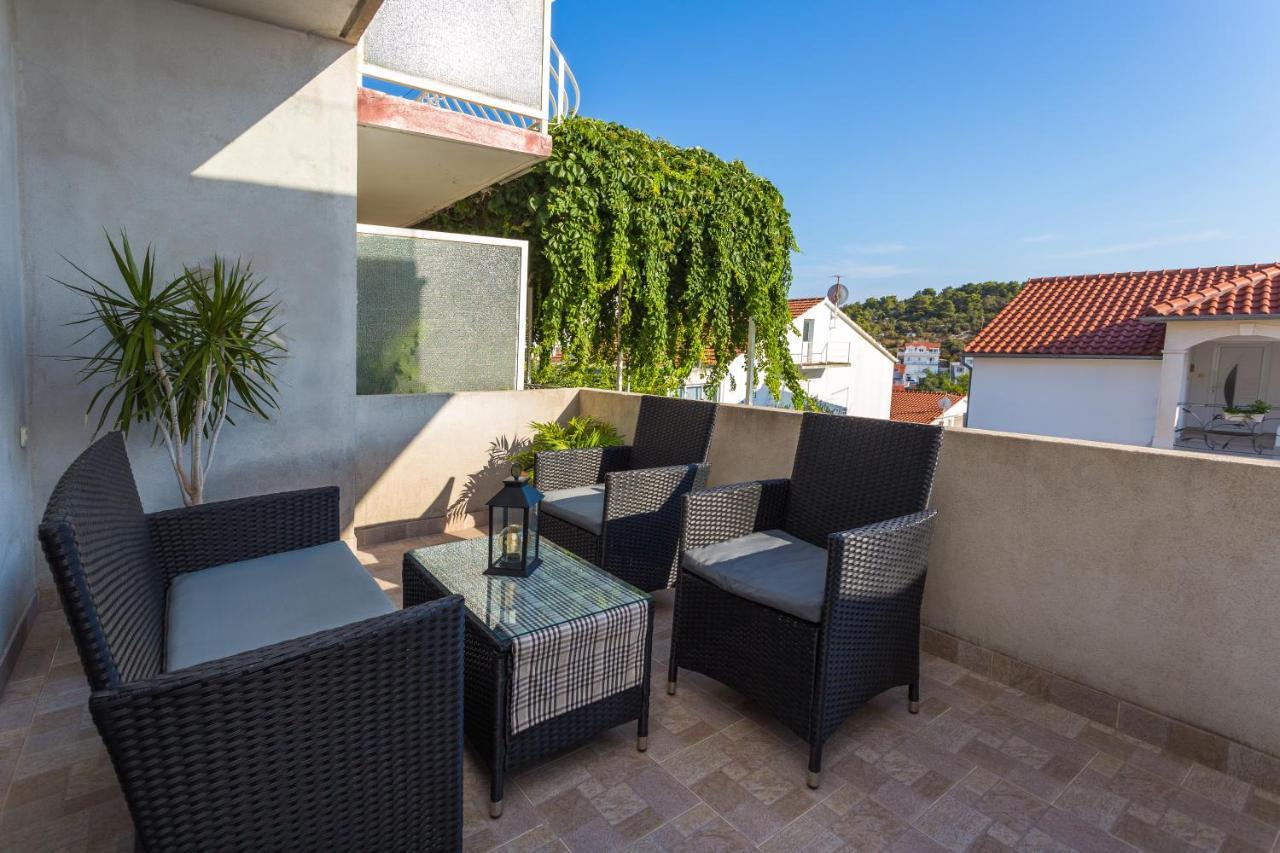 Apartman Lucy Хвар Экстерьер фото