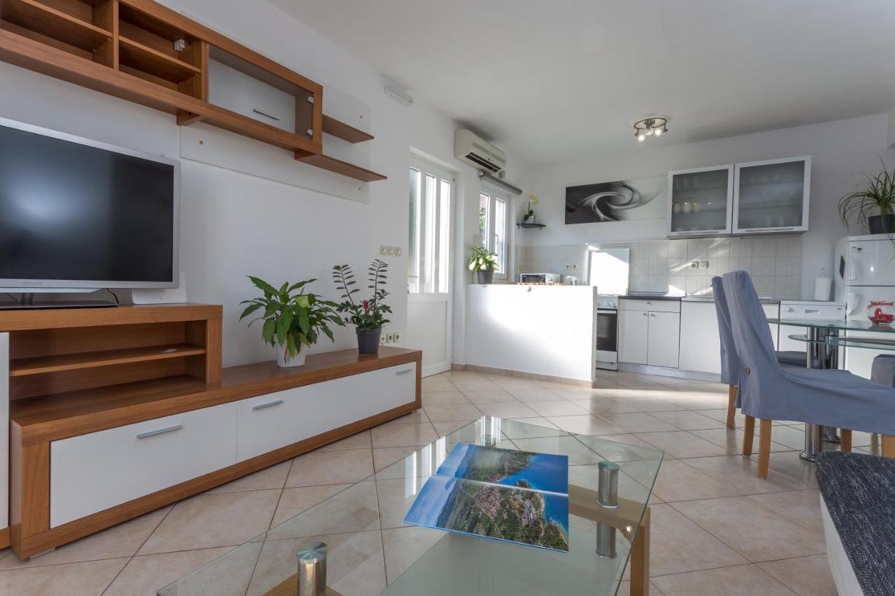 Apartman Lucy Хвар Экстерьер фото